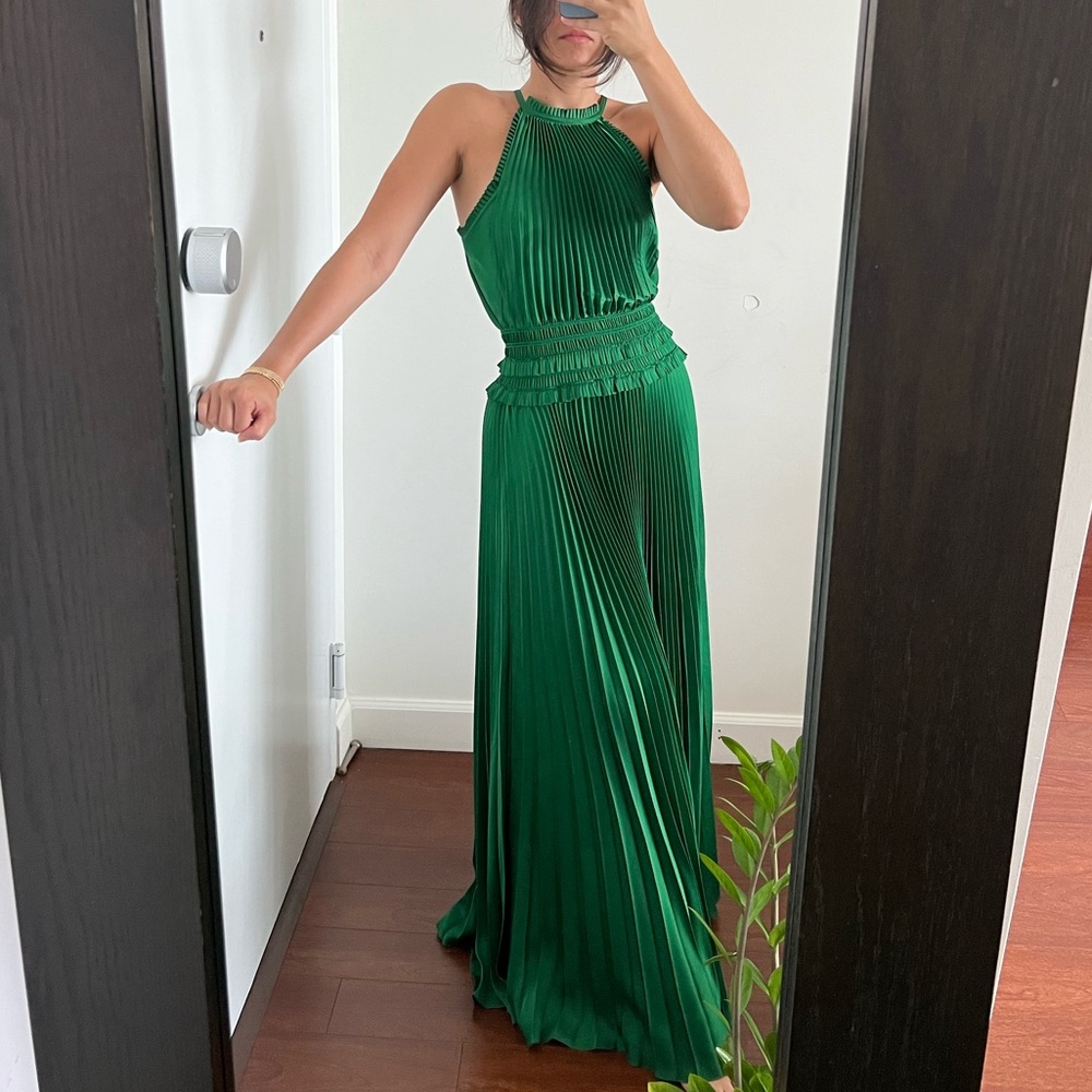 Long Summer Green Dress for weddings - Picture 3 of 6